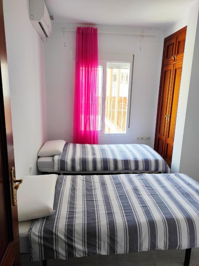 Apartamentos Centro Historico Малага Экстерьер фото