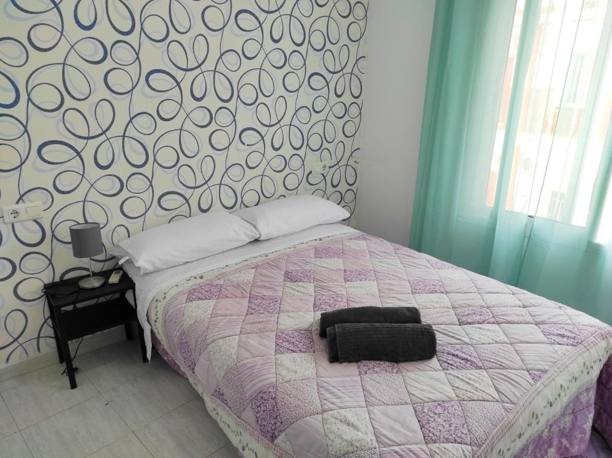 Apartamentos Centro Historico Малага Экстерьер фото